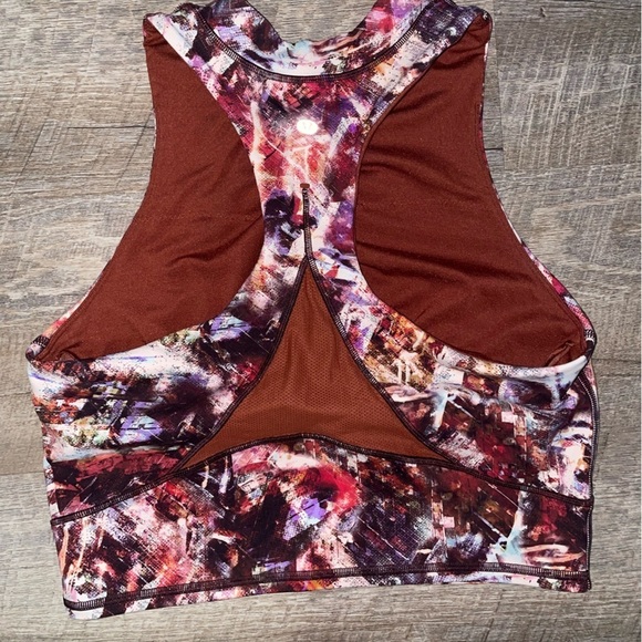 Lululemon top - Picture 2 of 5